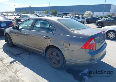 2010 Ford Fusion Se z USA, uszkodzony, nr VIN 3FAHP0HA7AR372888